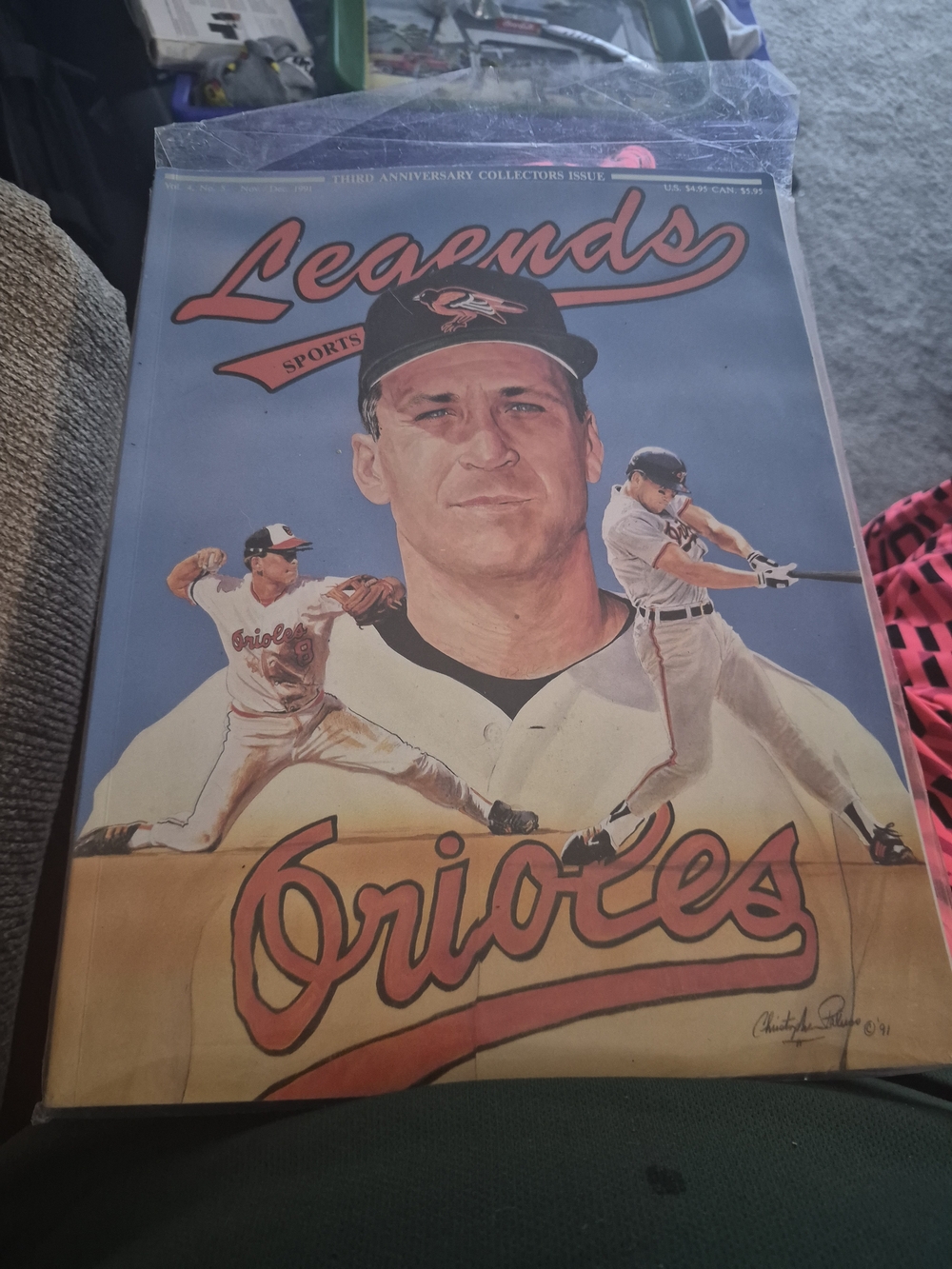 November 1991 issue of Legends Sports Memorabilia Magazine With Cards And Insert